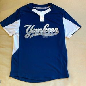 Yankees Jersey Youth M and L